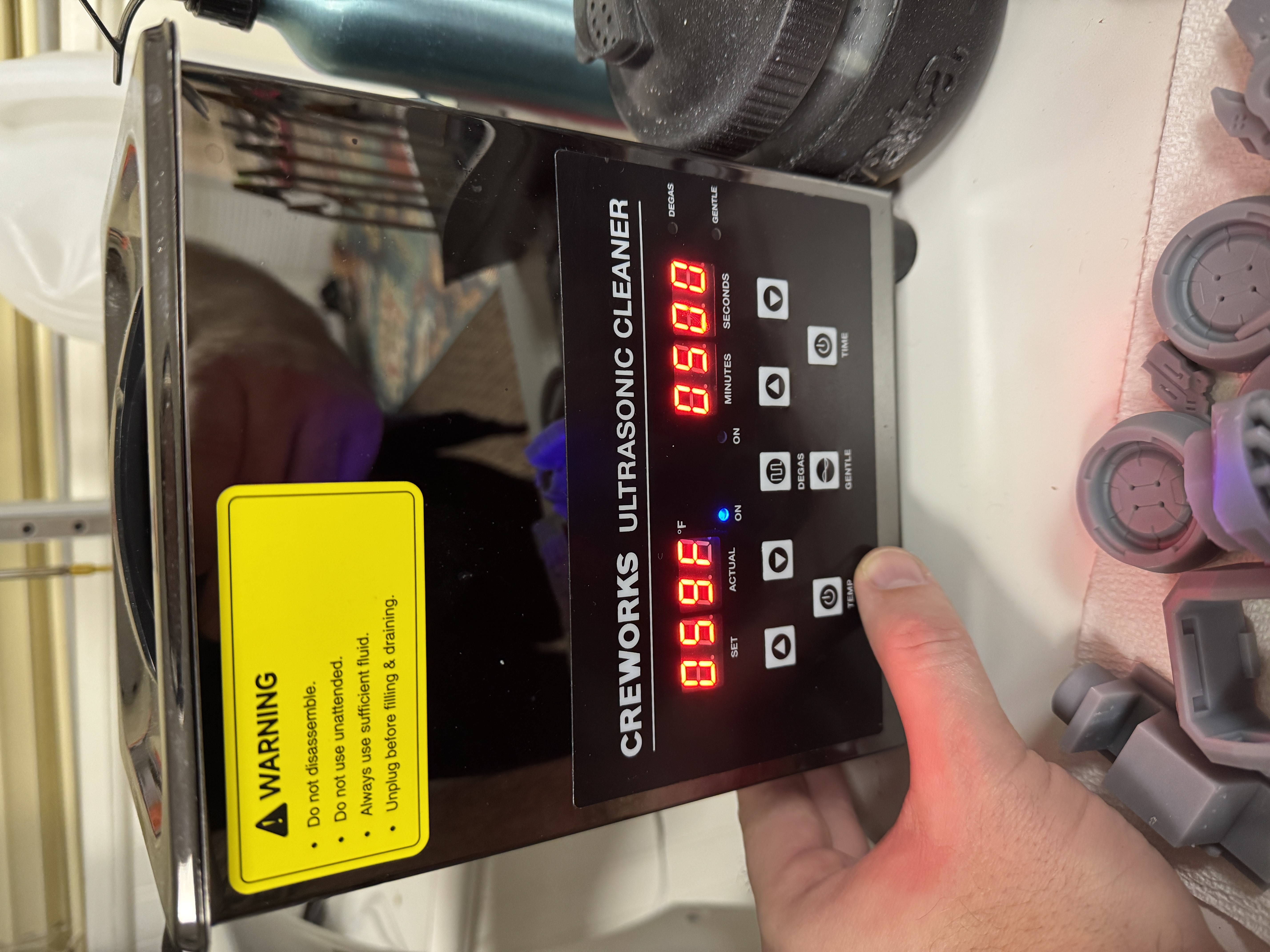 Setting the Ultrasonic Cleaner