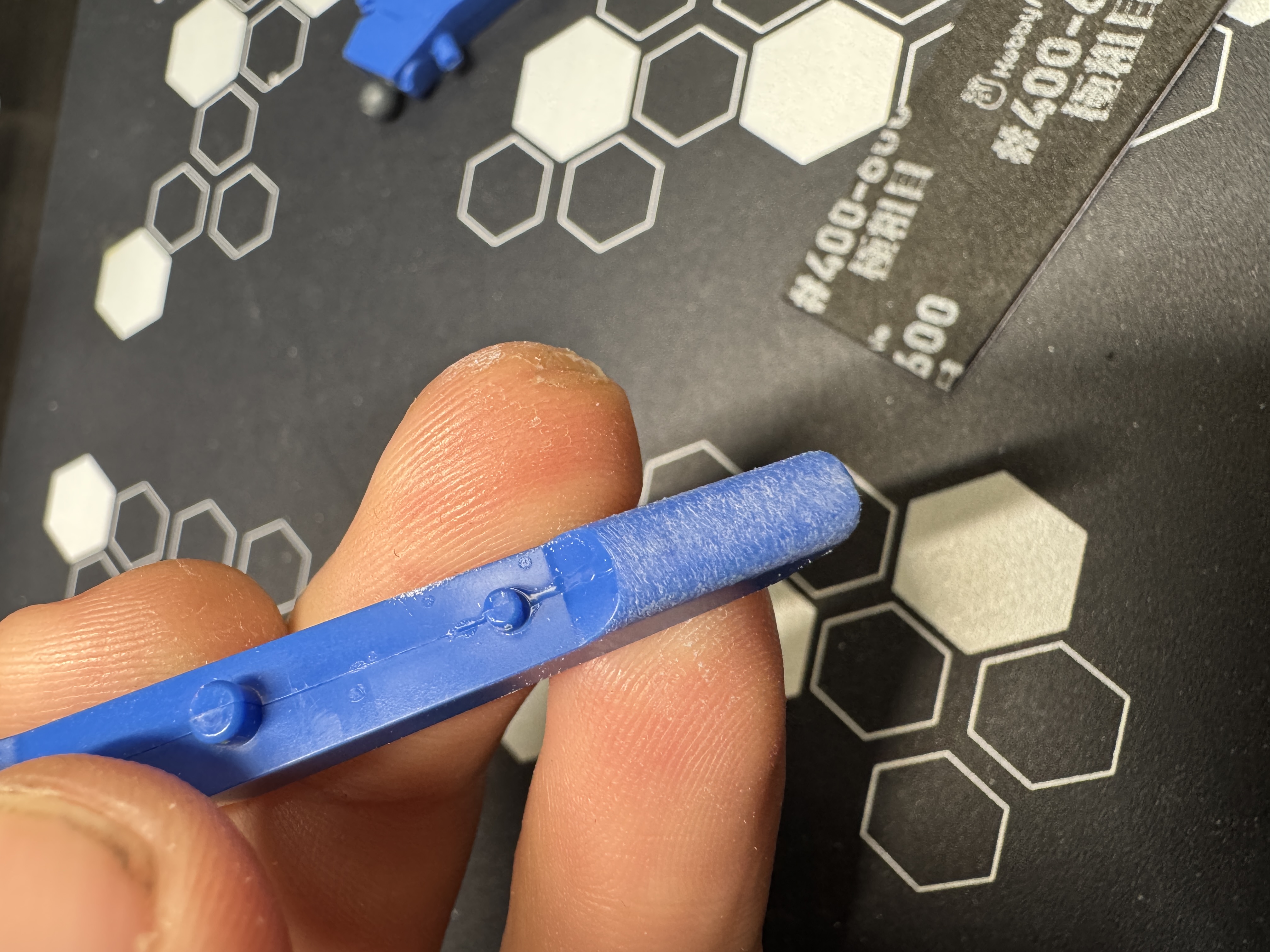 Sand with 600 and 800 grit