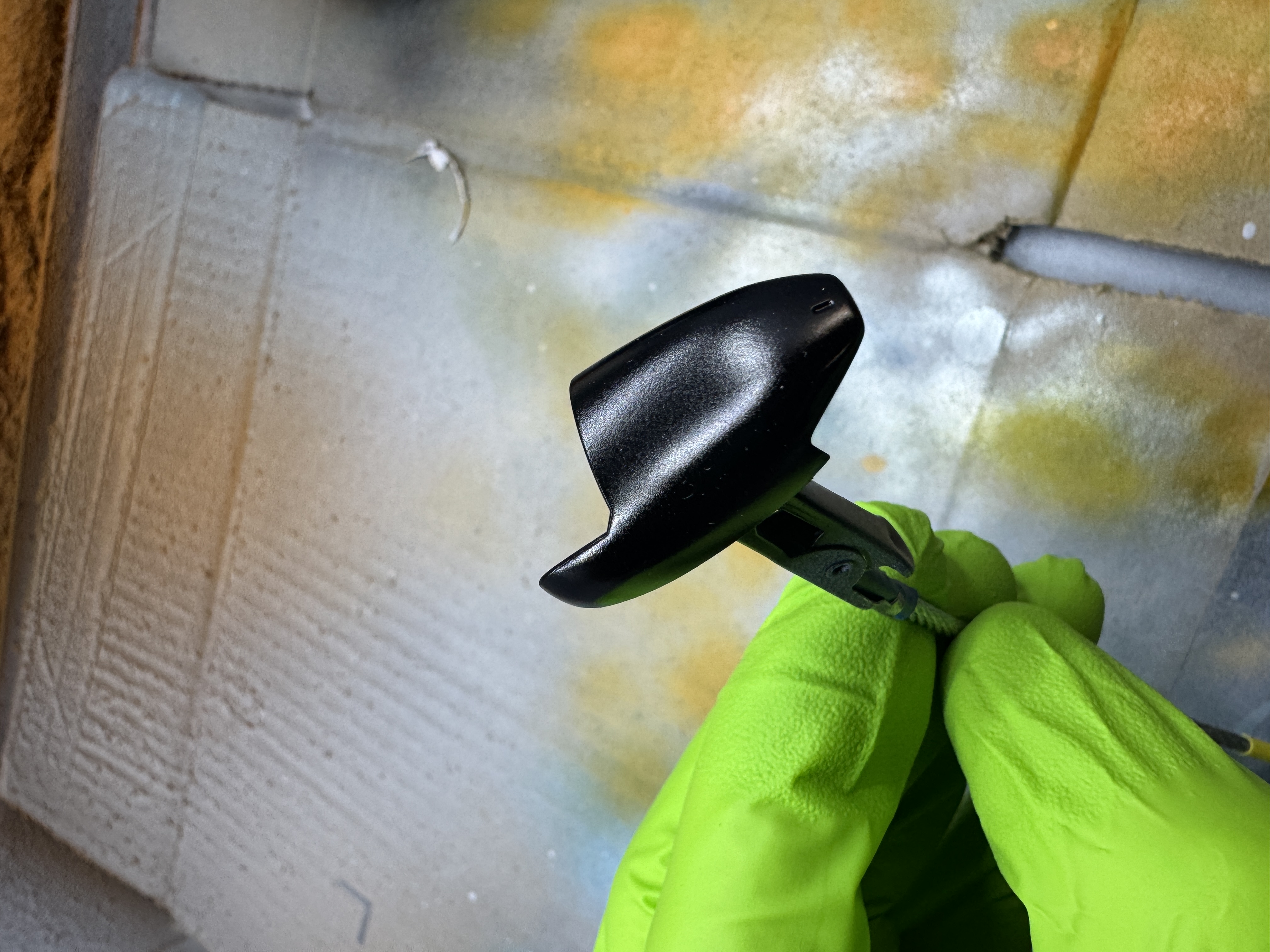 Carbon fiber effect on F91 black parts