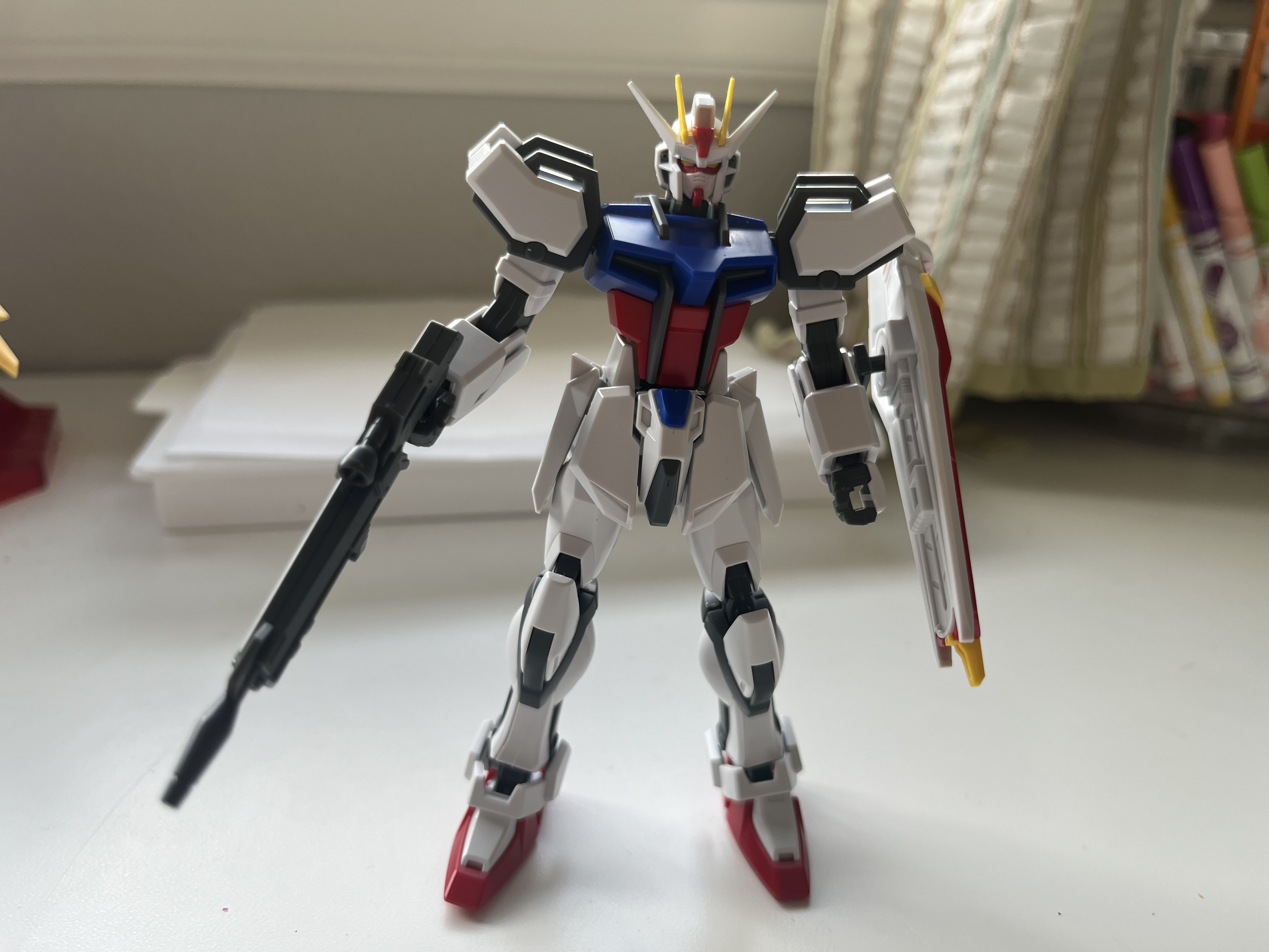 Entry Grade Strike Gundam