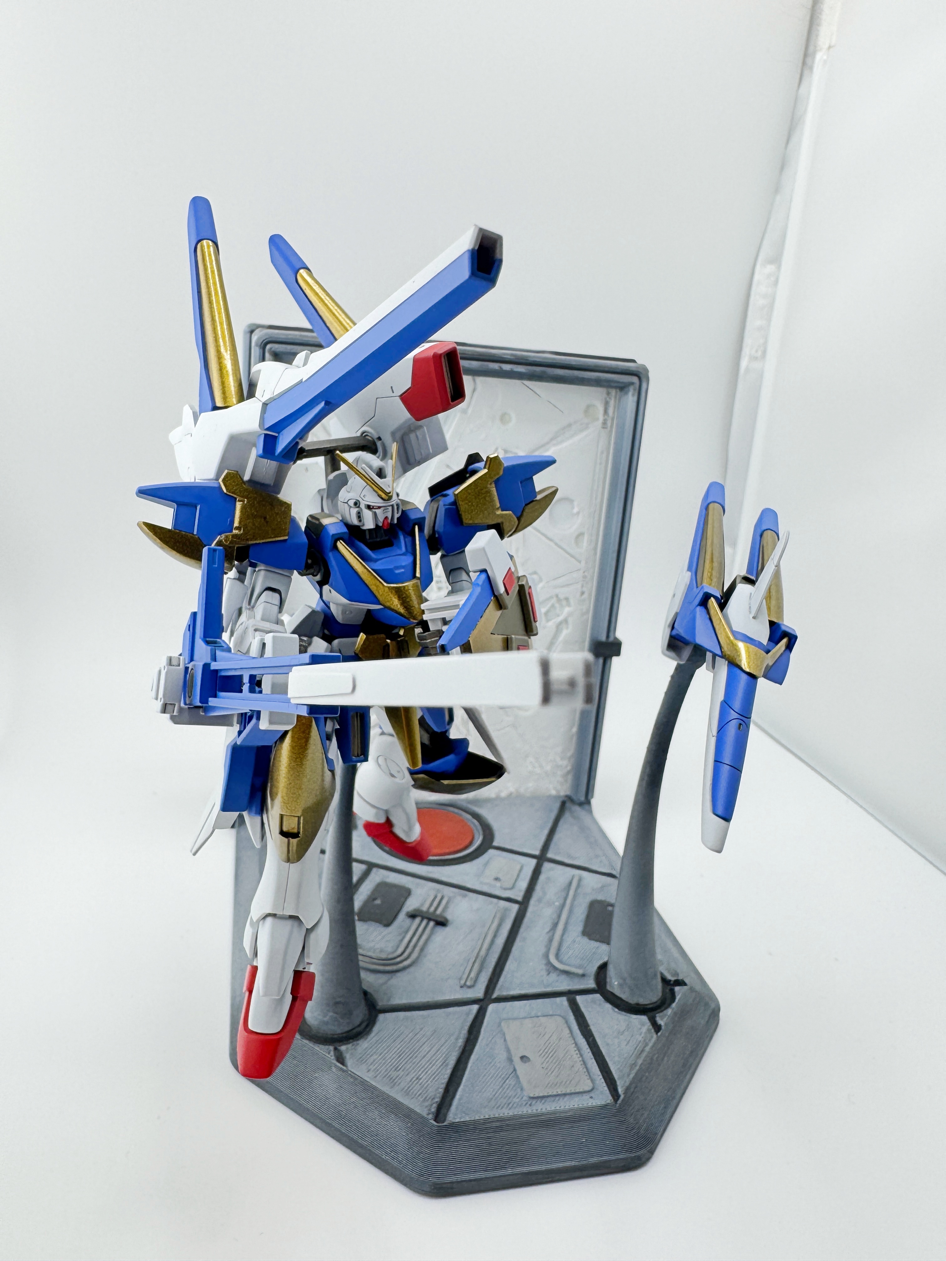 HG V2 Assault-Buster Gundam