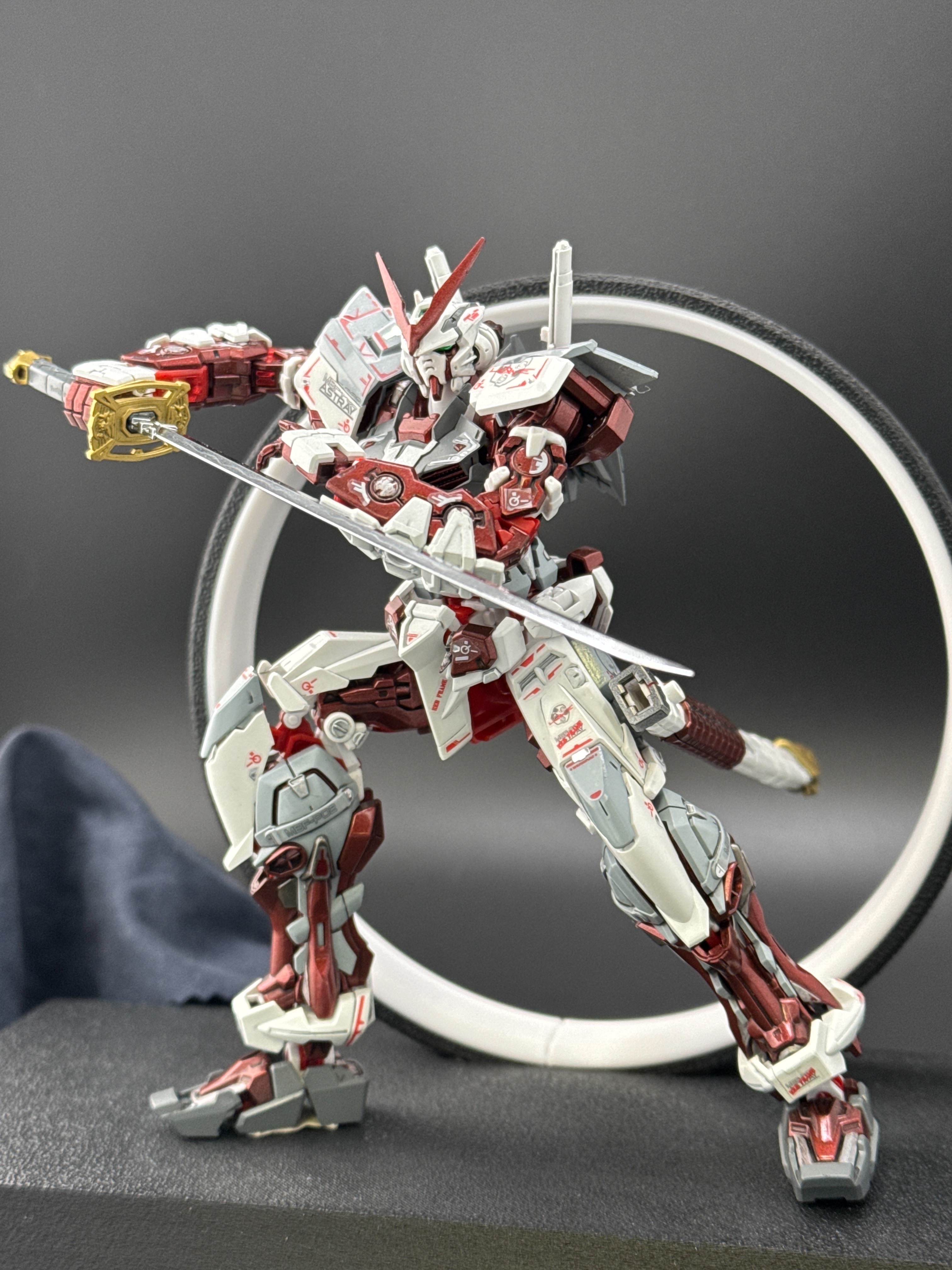 RG Astray Red Frame